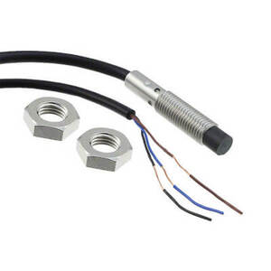 Capteur inductif E2B-S08KN04-WP-C1 2M OMRON